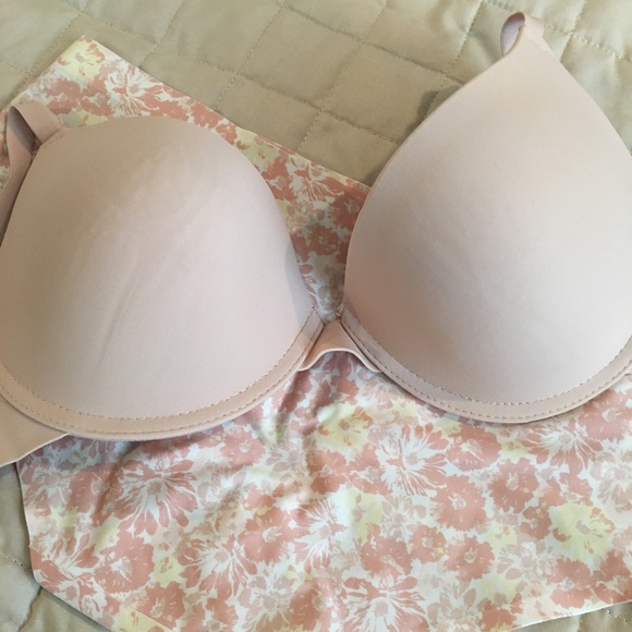 BRA AND PANTS SET - Picture 6 of 8